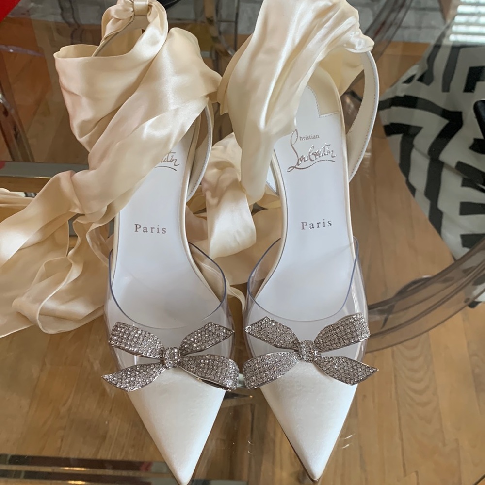 Christian Louboutin Astrinodo Du Desert satin/ crystal pumps